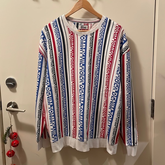 Tommy Hilfiger Other - Men’s Tommy Hilfiger Denim classic Logo Sweatshirt Size XL